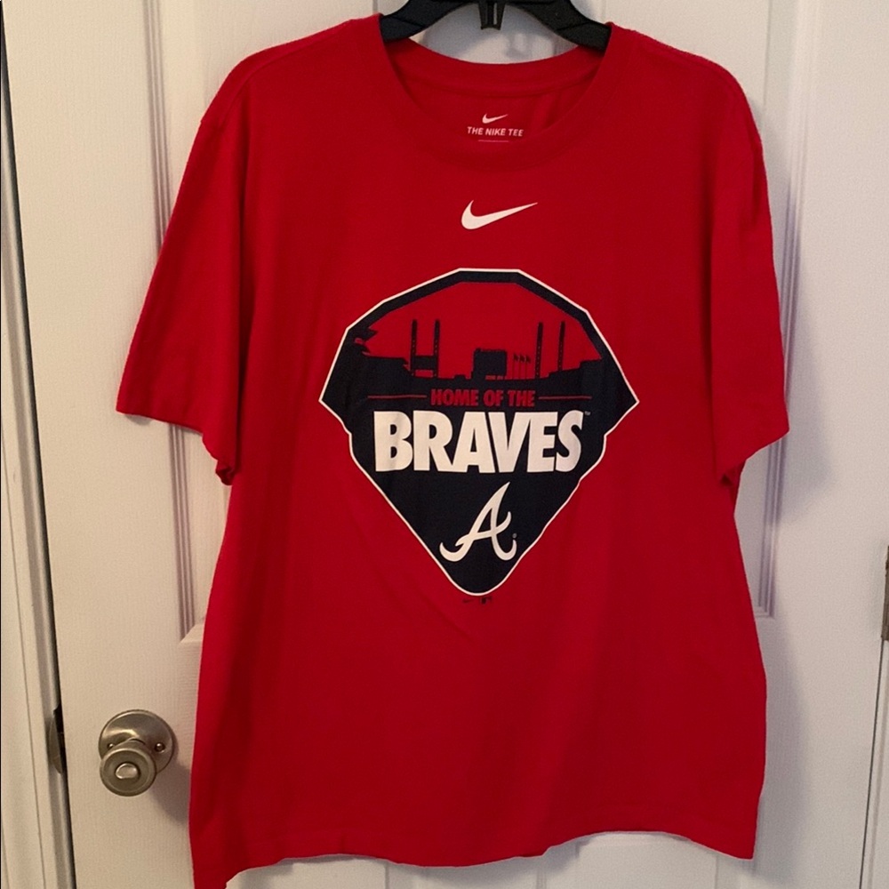 Nike Braves Red T-Shirt